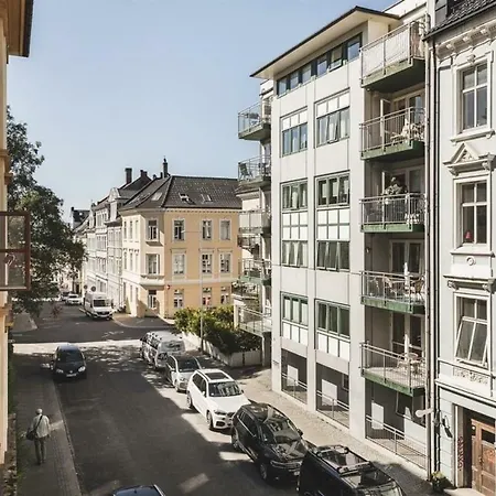 Urban&stylish Apt In Central - Pro Managed Bergen