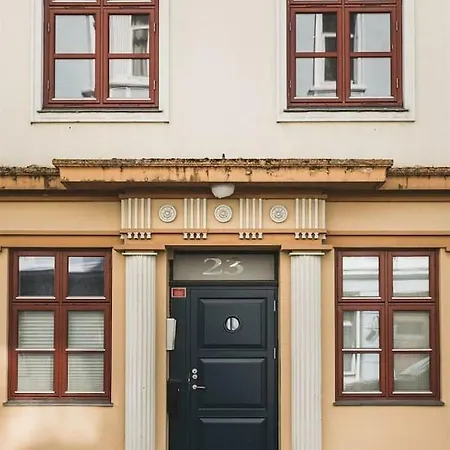Urban&stylish Apt In Central - Pro Managed